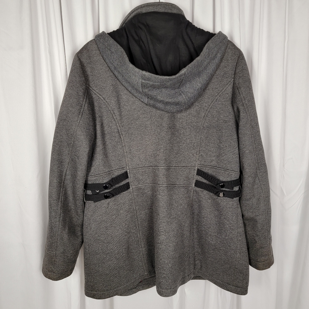 Grey Jacket - Picture 5 of 7